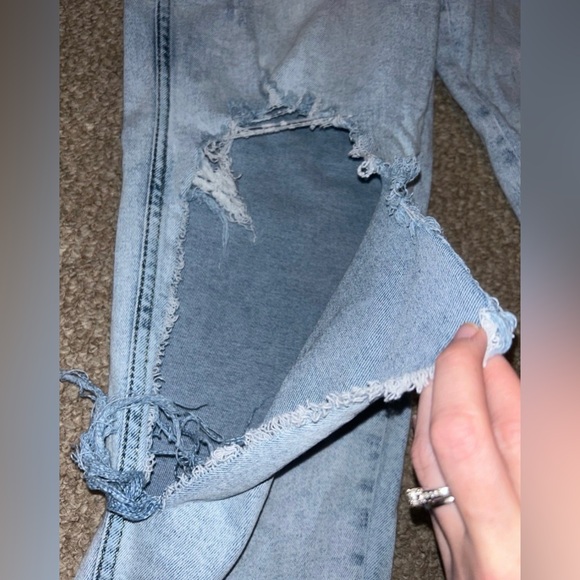 Women’s Ripped Distressed Mom Jeans - Picture 2 of 4
